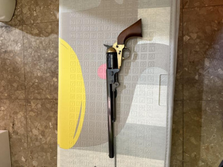 REVOLVER PIETTA CAL.44-12" 300 euros gastos de envío a cargo del comprador, está fiado con la AE 02