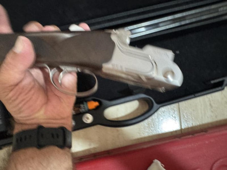 Hola se cede Beretta dt11 muy poco usada por financiar otro proyecto
El arma está en Madrid
5500 01