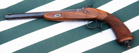 Por cese actividad vendo pistola avancarga Arsa Galand à Paris.
Único propietario. Muy bien cuidada, pequeñas 10