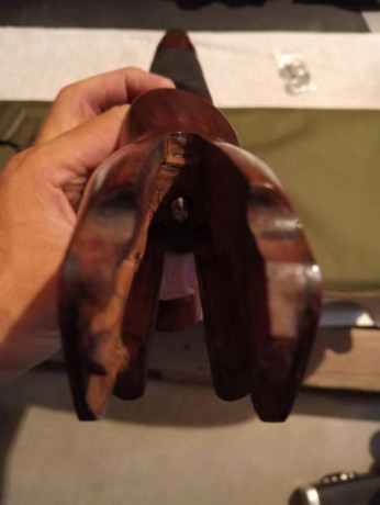 Culata regulable de trap o foso olímpico para browning B525. Realizada por culatero con madera de nogal. 11