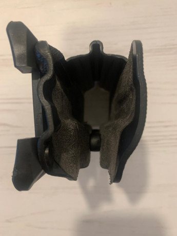 Funda Glock 17 Civilian Elite ghost GEN 4/5 serraje interior. 
Utilizada 5 jornadas para el curso de habilitación. 02