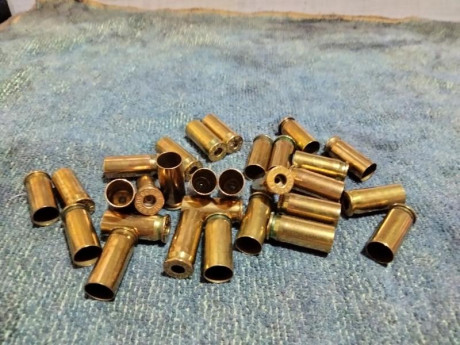 1500 vainas 38 super auto GLF de un solo uso despistonadas y limpias a 0,16€ la unidad y unas 500 de 45 11