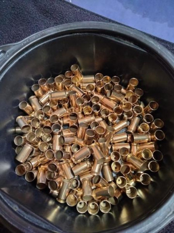 1500 vainas 38 super auto GLF de un solo uso despistonadas y limpias a 0,16€ la unidad y unas 500 de 45 20