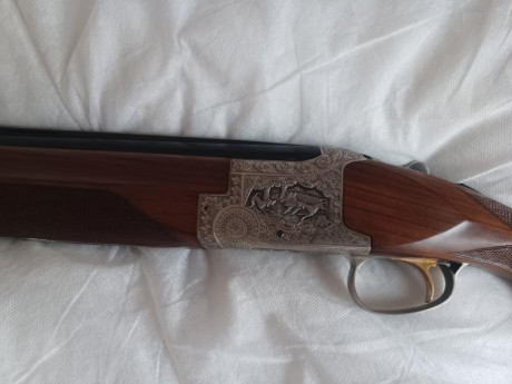 Vendo Laurona Imperial caza, 71 cm cañón,  excelente estado,  *** y *. Precio 450 eur. Wasap 663763594 02
