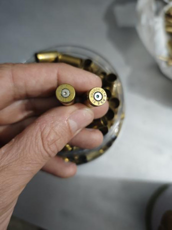 81 Vainas usadas calibre 300 Winchester magnum. Limpiadas y pulidas. Disparadas una vez. 40€

43 Sako 22