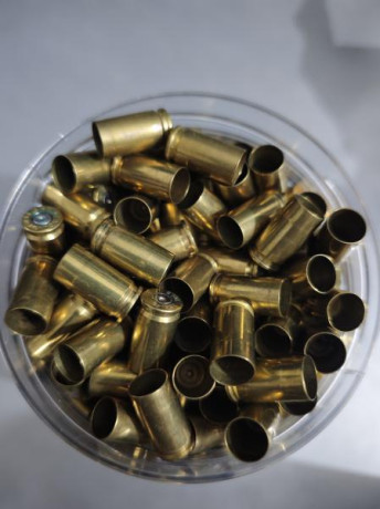 81 Vainas usadas calibre 300 Winchester magnum. Limpiadas y pulidas. Disparadas una vez. 40€

43 Sako 30
