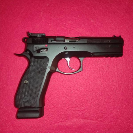 -Hola,
pongo a la venta esta magnífica pistola de 9mm PB, muy poco usada. Nunca se ha usado en IPSC, és 00