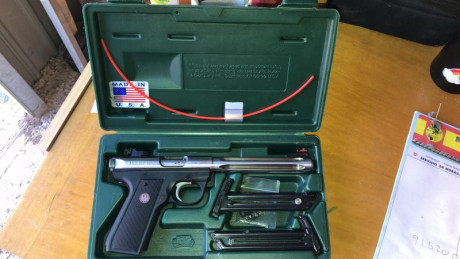 Se vende pistola calibre .22  Mark Ruger modelo MKIII Target 22/45 Hunter.Precio de 400 €, y se puede 02