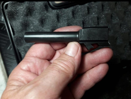 Un amigo pone en venta este equipo completo para iniciarse en IPSC en muy buenas condiciones. No se vende 11