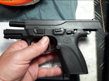 Un amigo pone en venta este equipo completo para iniciarse en IPSC en muy buenas condiciones. No se vende 31