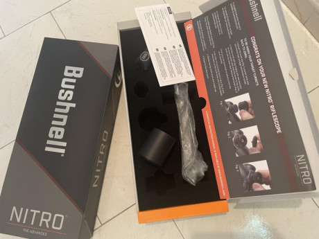 Se vende Bushnell Nitro 6-24x50, muy buen estado, solo marcas en zona de anillas, va con su caja original 02