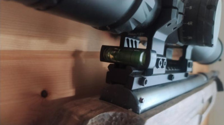 Bueno, aquí os dejo mi segundo trabajo en nogal para mí hw97k que solo uso para tiro en galería,tenía 22
