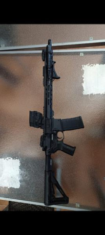  Screenshot_2025-07-28-23-56-00-05_965bbf4d18d205f782c6b8409c5773a4.jpg . 

SE VENDE:

Rifle CMMG MK4 00