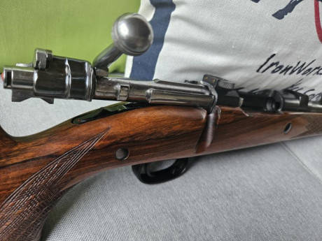 Por ser un pedazo de rifle para mi constitución y edad, lo pongo a  la venta o también admitiría cambiarlo 00