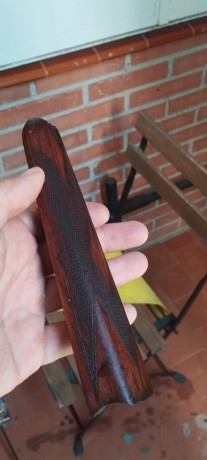 Buenas tardes,

Acabo de adquirir dos escopetas de hace muchos años. Mi intención es irlas restaurando 61