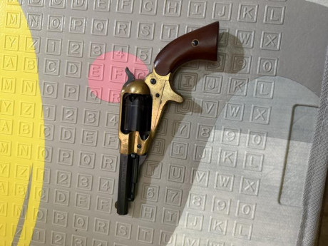 Revolver Pietta Cal.311/2" Rem. Pocket 250 euros gastos de envío a cargo del comprador si hay algún 00