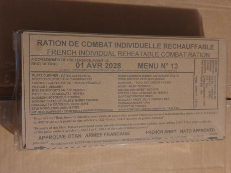 Varios Menus EPA Pack Unipersonal MRE Ejército Francés 24h con fecha de caducidad del 2028.
Menú 8.
Menú 00