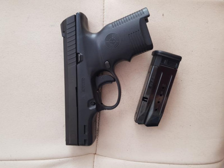 Vendo steyr S9 
En perfecto estado
Calibre 9x19
Precio 350€
Esta en Lleida 01
