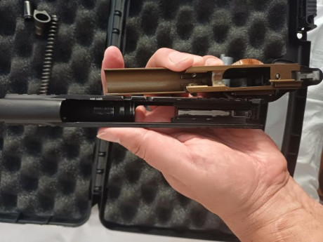 Vendo mi STI spartan V de calibre 9mm,incluye 3 cargadores,2 de 9 cartuchos y uno de 10.usada para precisión 00