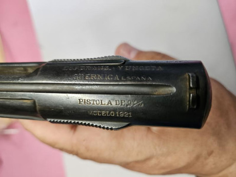 Buenas.
Para hacer hueco en el armero pongo a la venta mi astra 400 del cuerpo de carabineros.
Está guiada 01