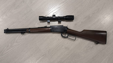 Un amigo me pide anuncie este rifle, calibre 30-30, muy buen estado, cañón 16", 1300€, lleva incorporado 00