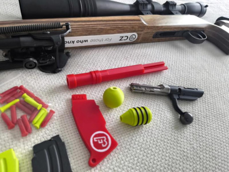 Vendo esta excelente carabina. Se trata de una CZ 457 AT ONE Cal .22lr y recámara Match.  Estado impecable 02
