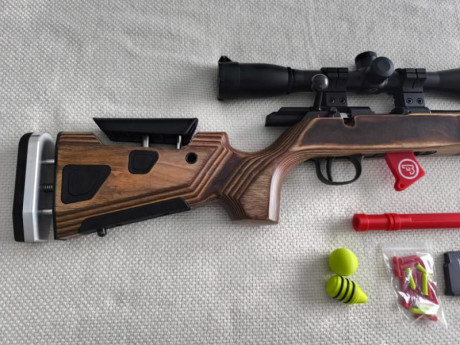 Vendo esta excelente carabina. Se trata de una CZ 457 AT ONE Cal .22lr y recámara Match.  Estado impecable 01