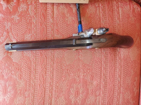 Buenas a todos.
Vendo pistola Kentucky de chispa de Ardesa.
Comprada nueva, único propietario.
La pistola 12