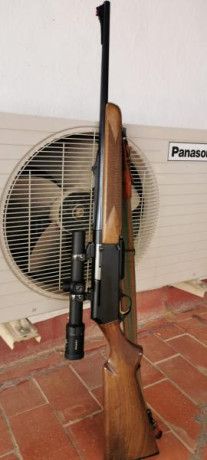 Impecable rifle BROWNING BAR 2 calibre 30-06 con funda de piel.
Monturas originales APEL.
Visor de montería 00