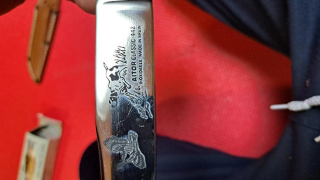 Antiguo cuchillo Aitor años 80 creo,esta nuevo,está en Madrid si hay que enviarlo hay que sumar los gastos 11