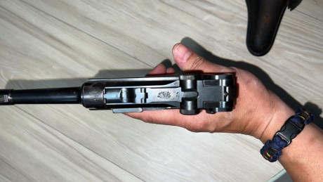 Luger P08 1915.
Se incluye funda en buen estado fechada 1915
Dos cargadores
Llave de desmontaje
1700€
Gastos 01