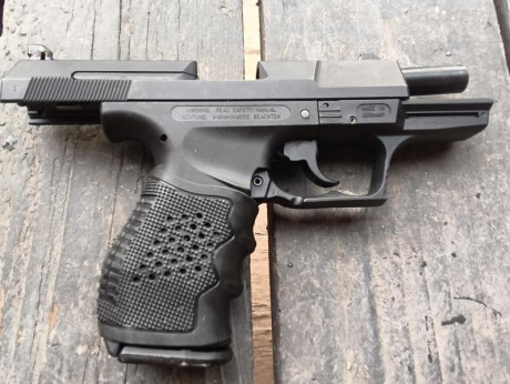 Se vende walther p99 maletín y dos cargadores guiada en f por no usar y bajar el cupo
Zona Barcelona Gerona 02