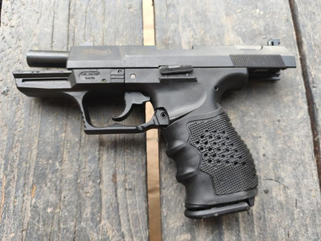 Se vende walther p99 maletín y dos cargadores guiada en f por no usar y bajar el cupo
Zona Barcelona Gerona 01