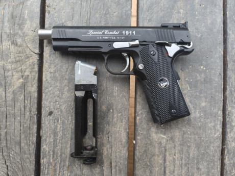 Se vende colt 1911 bbs solo probado 
Zona Barcelona Gerona precio 100€ 02