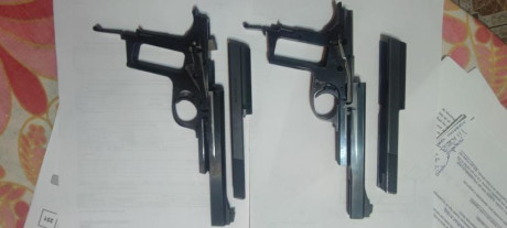 Hola a todos: Dirijo esta pregunta a los afortunados poseedores de la citada pistola y también a quienes 72