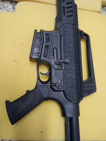 Escopeta atlas force modelo tw-23 con cargador de tres cuatro de cinco y uno de 10, como nueva solo ha 01