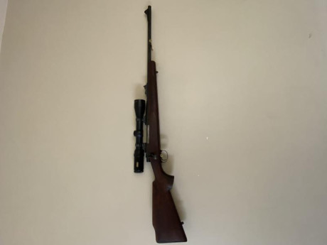 Vendo rifle de cerrojo marca Remington modelo 700,en calibre 270 W,en muy buen estado muy poco utilizado,maderas 02