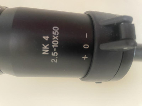 Vendo Rifle ROSSI calibre 17 HMR,con Visor Mitten MK4 2,5-10x50 con reticula iluminada, anillas desmontables 00
