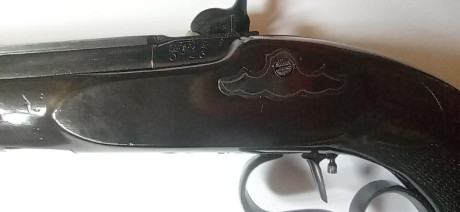 Se vende está pistola.
De las primeras fabricadas por Arsa.
Número de serie ciento y pico.
La madera lacada 00