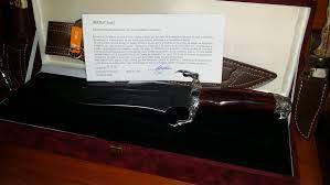 Hola compañeros de armas, estoy buscando el cuchillo de la casa Muela, modelo Águila Lujo de precioso 02