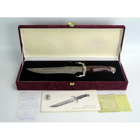Hola compañeros de armas, estoy buscando el cuchillo de la casa Muela, modelo Águila Lujo de precioso 00