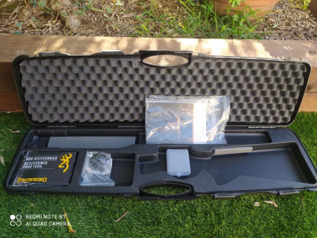  Buenas tardes

Pongo en venta una Browning modelo B525  Shadow en calibre 16/70

Características:

*Longitud 32