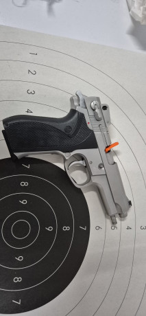 Se vende pistola  Smith & Wesson modelo 5906 en calibre  9mm parabellum y guiada como arma de concurso. 01