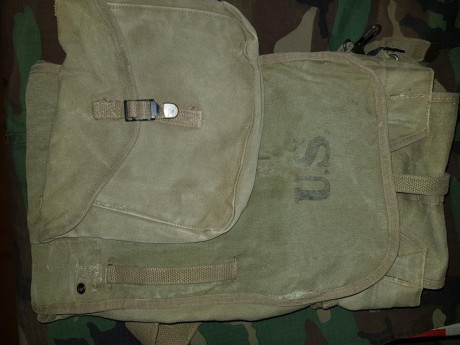 Vendo equipo US Army original de 2GM y equipo de época Vietnam. Envio aparte económico a punto de recogida 00