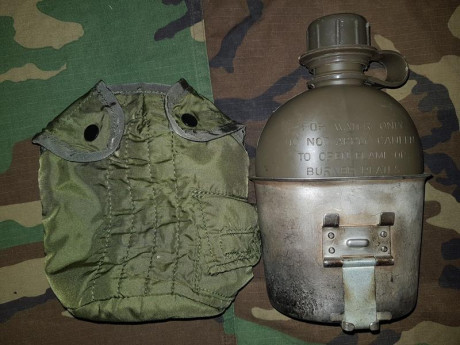 Vendo equipo US Army original de 2GM y equipo de época Vietnam. Envio aparte económico a punto de recogida 30