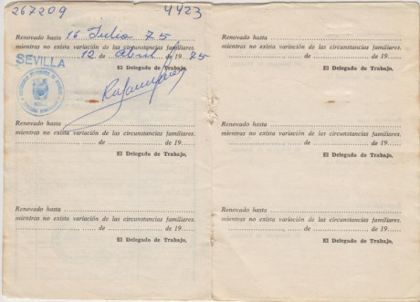  EN RECUERDO Y HOMENAJE A LOS QUE YA NO ESTÁN. 

Si pones en  GOOGLE    PASAPORTES EN LA MEMORIA   da 122