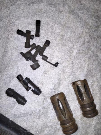 Hola a todos
Pongo a la venta un lote de piezas de CETME A-B-C y mas tarde de CETME L 

Culata CETME A 10