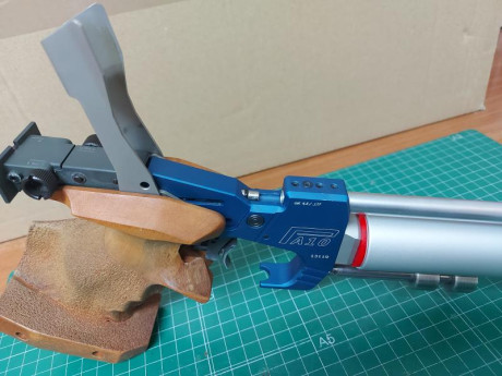 Por dejar la actividad deportiva, vendo pistola de aire Tesro PA-10 en perfectísimo estado, a toda prueba. 12