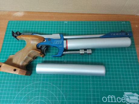 Por dejar la actividad deportiva, vendo pistola de aire Tesro PA-10 en perfectísimo estado, a toda prueba. 30