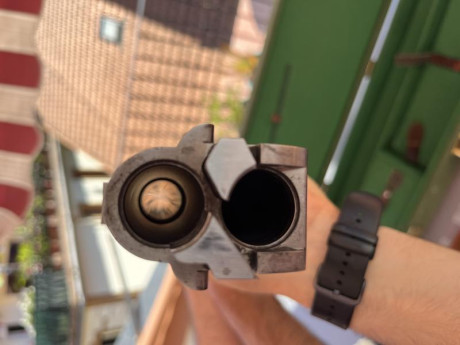 Buenas.

Un compañero vende su Kemen KM-4 Trap. Tiene cañón de 76 cm y choques fijos de 2 y 1 estrellas.

El 41